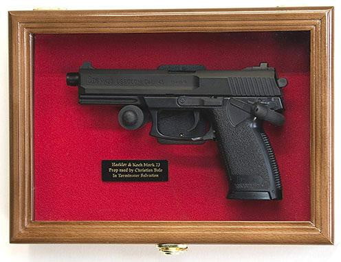 Single Pistol Display Case Wall Mount Solid Hardwood Cabinet Gun Holder Walnut finish