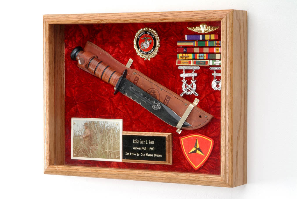 Knife Display Case. - The Military Gift Store